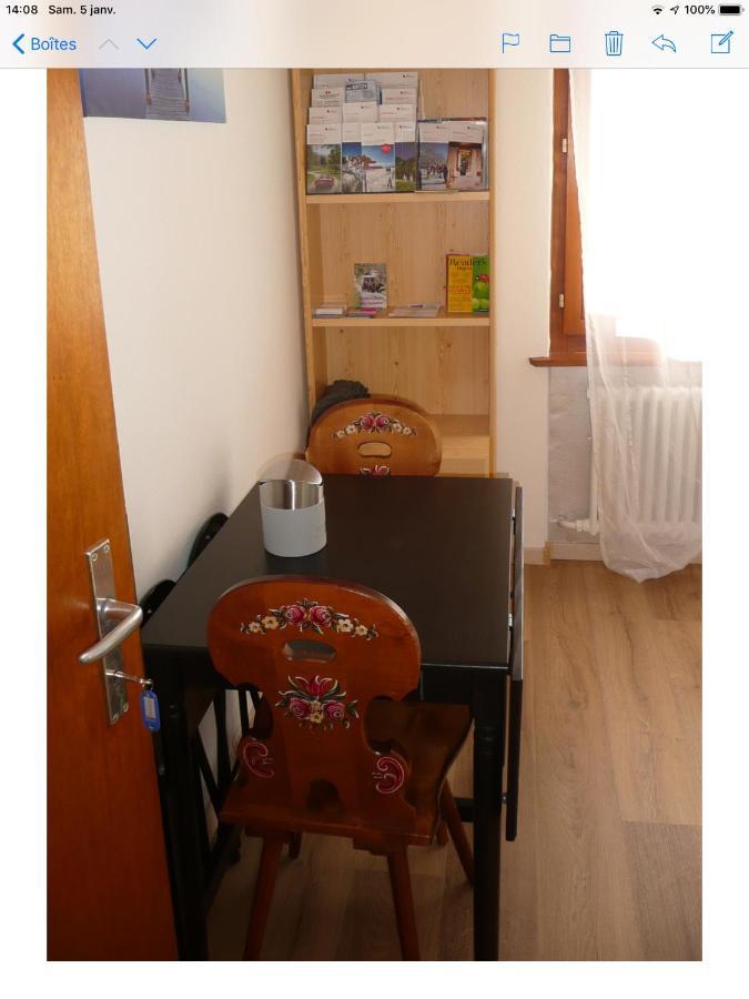 Nid D'Abeilles Apartment Tramelan Exterior photo