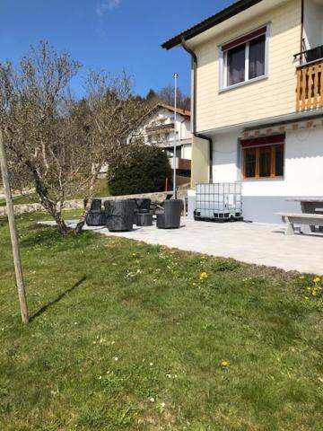 Nid D'Abeilles Apartment Tramelan Exterior photo